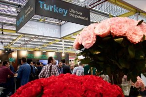 Hollanda'da Çiçekçilik Ticareti Fuarı'nda Türk standına yoğun ilgi