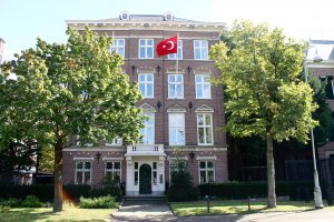 Türkiye'nin Amsterdam Başkonsolosluğuna saldıran PKK'lıya hapis cezası
