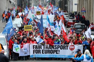 Brüksel'de taşımacılardan protesto