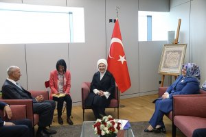 Türkiye Cumhurbaşkanı Recep Tayyip Erdoğan'ın eşi Emine Erdoğan İsviçre'de