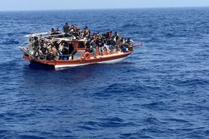 Ege Denizi'nde 143 göçmen yakalandı