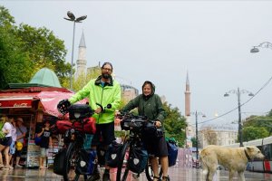 Alman bisikletçiler dünya turuna İstanbul'dan başladı
