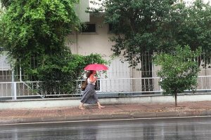 Antalya'da yağmurla gelen sevinç