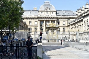 Fransa'da 2015'teki terör saldırılarına ilişkin dava başladı