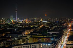 Enerji tasarrufu için Berlin'de 200 yapı gece ışıklandırılmayacak