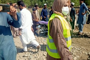Pakistan’da sel felaketinin yaralarını Türkiye mezunları sarıyor