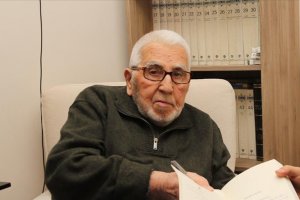 Tefsir Profesörü İsmail Cerrahoğlu hayatını kaybetti