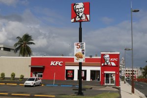 KFC‘nin yayımladığı bir reklam mesajı tepkilere neden oldu.