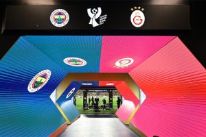 Galatasaray ve Fenerbahçe süper Kupa maçını oynanmadan yurta dönüyor